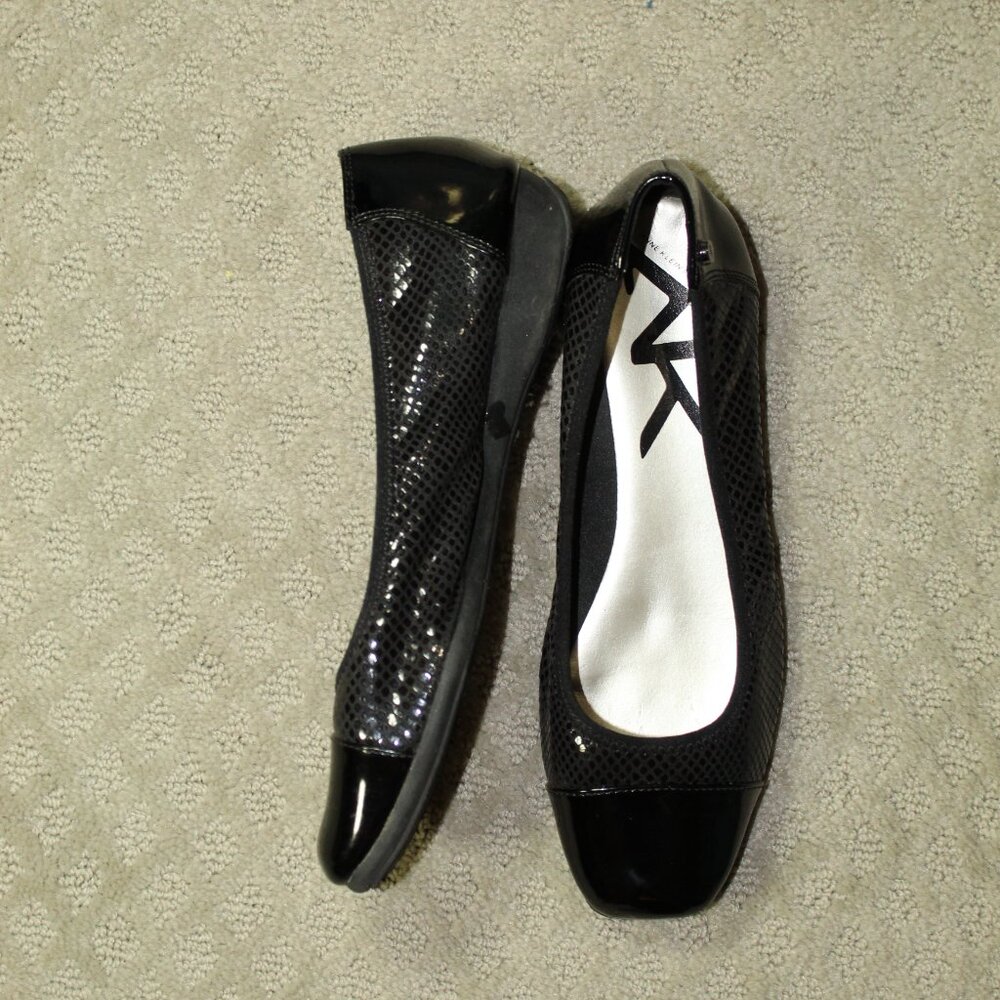 Anne Klein Sport Ursa Women's Sz 8M Black Flats